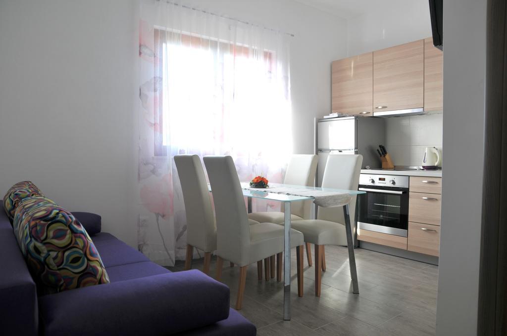 A&L Apartman Sukošan Kültér fotó