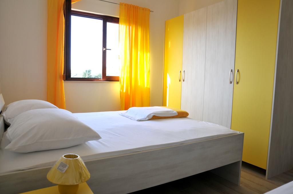 A&L Apartman Sukošan Kültér fotó