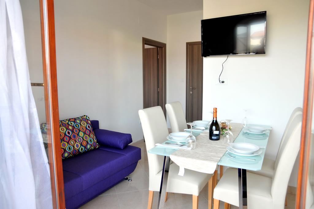 A&L Apartman Sukošan Kültér fotó